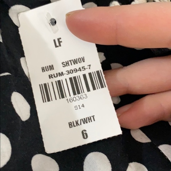 LF High Waisted Polka Dot Shorts NWT Sz 6 Black White - Picture 7 of 10